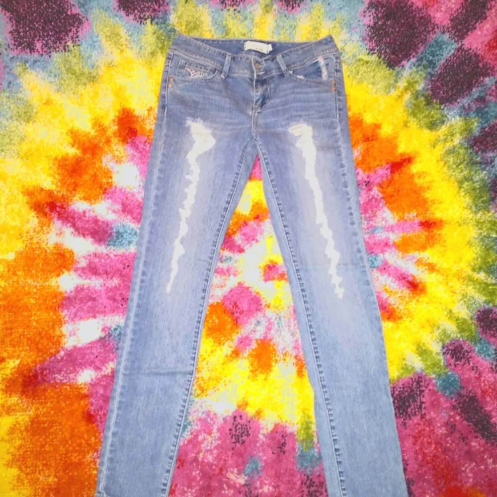 Young & Faded Distressed Jeans size 5
